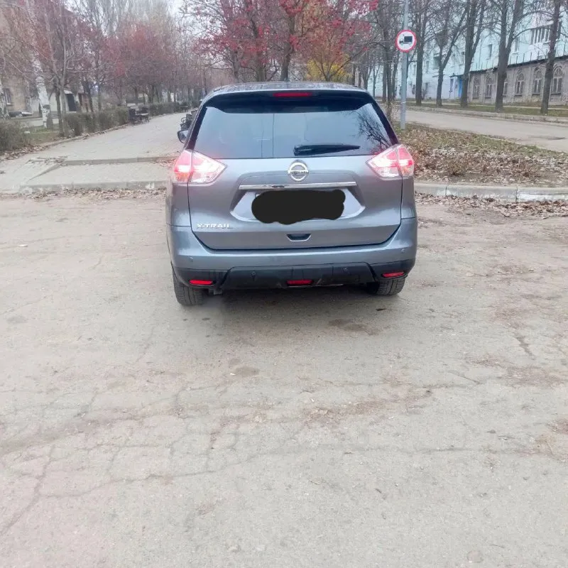🚗 в продаже ниссан x-trail 2015 г. в. автомобиль действительно в отличном состоянии с 2 владельцами и с родным пробегом 151 тыс км. техническая часть в идеале, абсолютно никаких вложений. пробег подтверждается автотекой и заказ нарядами за предыдущие годы. оригинальный птс. 2 ключа. жирная комплектация: -автозапуск -кнопка старт/стоп, бесключевой доступ -климат контроль -подогревы стекол, сидений -электропривод багажника -круиз контроль -электро ручник. -омыватели фар и др. салон также отлично сохранился, не изношен. юридически чистая. цена 1 560 000. хороший торг возле авто. донецк кировский район. +79491452569 вадим. цена: 1560000 ₽ 📲 tg: юлия артуровна 📞 🇷🇺 звоните: +79491452569 авторынок днр донецк - фотография - 5