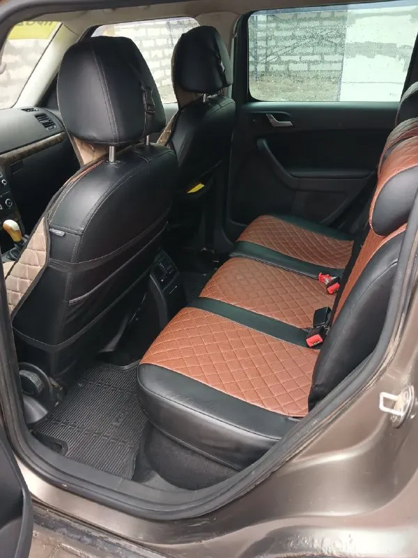 Продам skoda yeti 2010 год 206 тыс пробе,1.8 turbo, mеханика, по машине ничего делать не надо, все работает как часы, мотор коробка идеал, я хозяин по т. п, цена 675 тыс торг, +79490045258 пгт ялта 📲 tg: borz 📞 звоните: +7(949)0045258 - фотография - 3