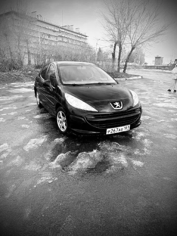 Peugeot 207, pegeot 207 год выпуска этой замечательной ласточки 2007 пробег 140,000 коробка автомат... - фотография
