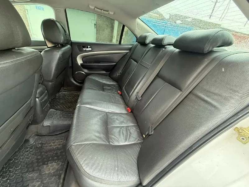 Chevrolet epica 2007 2.0 бензин коробка 5 ступенчатая механика, ходовка мячик, я владелец, документы в порядке, два ключа, есть моменты по лкп. недавно поменял свечи, колодки и масло. комплектация: ✅ круизконтроль ✅ кондиционер ✅ кожаный салон ✅ мультируль ✅ подогрев передних сидений ✅ сенсорная магнитола ✅ carplay ✅ камера заднего вида + видеорегистратор ✅ парктроники ✅ хорошая музыка ✅ электропривод водительского сидения ✅ подогрев заднего стекла ✅ led оптика ❗️цена: 470 т. р. + торг у капота осмотр в г. ясиноватая +79497294495 📞 звоните: +7(949)7294495 - фотография - 9