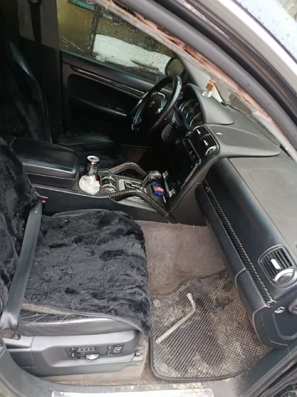 Продам порше кайен 2005 год, 4,5 объём, мотор гильзован, коробку заменил, ходовую полностью сделал, пневма баллоны заменил, гбо имеется. осмотр город донецк, номер для связи+79495121115 - фотография - 5