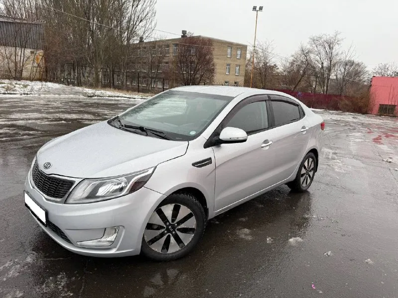 Kia rio 2012 год мотор 1.6 бензин автомат. оригинальный пробег 171000км в хорошем состоянии, стекла... - фотография