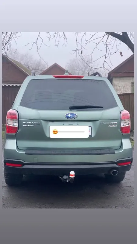 Срочно ‼️ цена снижена !! subaru forester, 2,5, пробег : 115323; 2015г рестайлинг в идеальном состоянии! самый надежный атмосферный мотор 2,5(170 л. с) постоянный симметричный полный привод! описание: атмосферник коробка вариатор, работает идеально!, машина американка, в родной краске, расход город 12л, полный привод, в коробке, в двигателе масло заменено, вложений авто не требует, ошибка только по давлению шин, по виду замена только переднего крыла, вся безопасность на месте, авто владею с 22-года, мультируль, кондиционер, подогревы всех сидений, машина в отличном состоянии! нет коррозии !! переоформление без проблем!! очень практичный автомобиль: высокий клиренс, настоящий полный привод, очень много места для задних пассажиров, огромный багажник, задние сиденья складываются в ровный пол. отличное состояние всего: кузов, салон, техническая часть! надёжный японский автомобиль полностью обслужен и готов к дальнейшей эксплуатации без затрат! цена: 1🍋 650 000₽ номер телефона: +79 📞 звоните: +7(949)8180147 - фотография - 3
