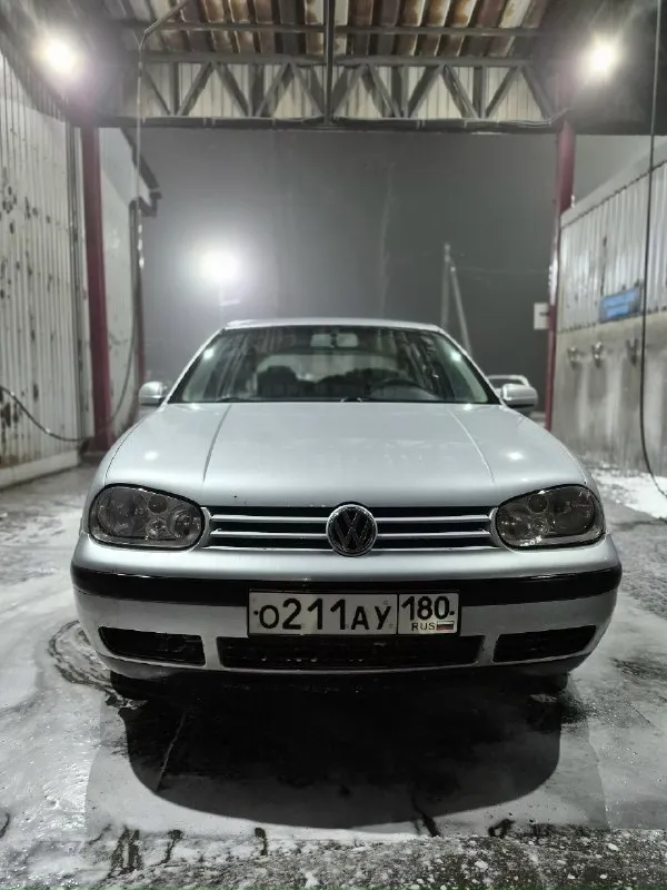 Продам volkswagen golf iv, 2001 г. двигатель: 1.4 (16 клапанов) кпп: механика — работает отлично состояние: ходовая часть в порядке ставил новые колодки, новые подушки двигателя, поменял все фильтра и масло 1500т назад аккумулятор стоит хороший в мороз заводиться без проблем, новый ремень генератор и ролики кузов живой, без гнили машина ухоженная, в хорошем состоянии комплектация: 4 электростеклоподъёмника esp, abs электролюк — полностью исправен, не течёт кондиционер заправлен, работает отлично (обслуживался летом) печка греет хорошо центральный замок дополнительно: хорошая зимняя резина документы в полном порядке переоформление без проблем осмотр: г. макеевка 📞 телефон: +7 (949) 398-72-74 💰 цена: 395 000 ₽, торг у капота 📞 звоните: +7(949)3987274 - фотография - 9