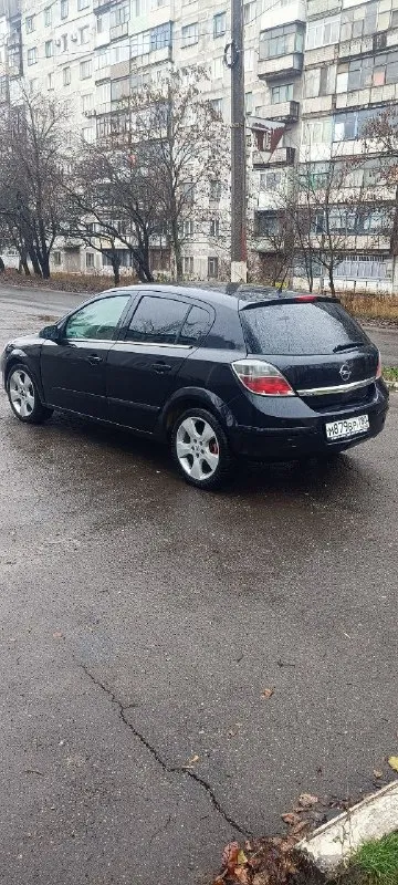 Opel астра h. 2008г. ✅ мотор 1.6. с пробегом( 85000т. контрактный ) на щитке 310000т. тянет отлично... - фотография