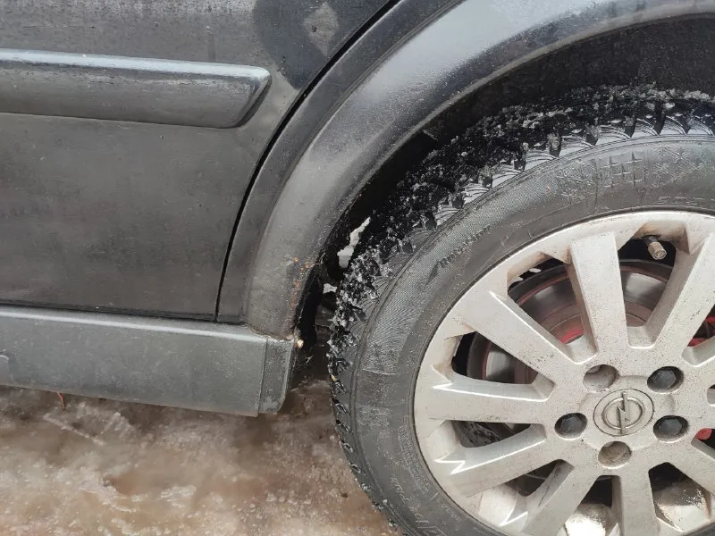 Продам opel astra g 2003г 1.8 16v пробег 250.000 владею с 21 года, второй хозяин на лнр номерах с 21 года без дтп, был один черкаш сзади(бампер), и небольшой удар об столб спереди (бампер) целый пару царапин, есть не большие рыжики, компрессор кондея не работает либо замена либо ремонт, есть ошибка по лямде (решение либо оригинальный датчик либо перепрошивка под эвро какое-то там(8.000р) недавно появилась ошибка по подушке безопасности, эти ошибки не на что не влияют меня они не парили по этому не делал, зашумлена полностью в том числе капот и крышка багажника, ксенон, диодные туманки, омыватель фар, андроид магнитола с выдвижным экраном, + дополнительные 20-е динамики в полке от усилка, новая зимняя резина nexen и тысячи не проехала, + летняя резина, с машиной отдам родные коврики, туманки, стопы. машина стоит не езжу, от машины не избавляюсь, причина продажи пересел на другое авто, продажа не спешная цена 370.000р вопросы по телефону+79592049753 📞 звоните: +7(959)2049753 - фотография - 4