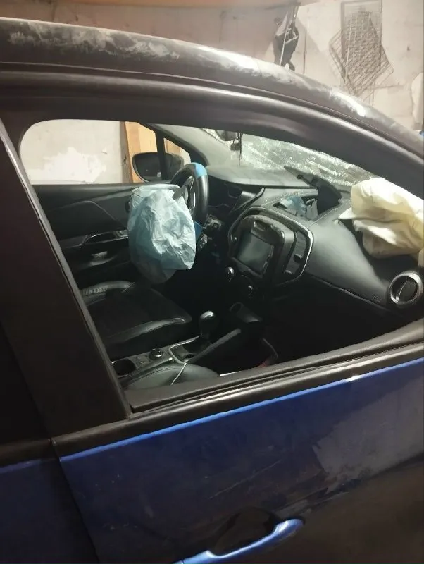 Продам авто renault каптур 2021г после дтп. цена 444 000 руб. все вопросы по тел: +79493233651 алекс... - фотография