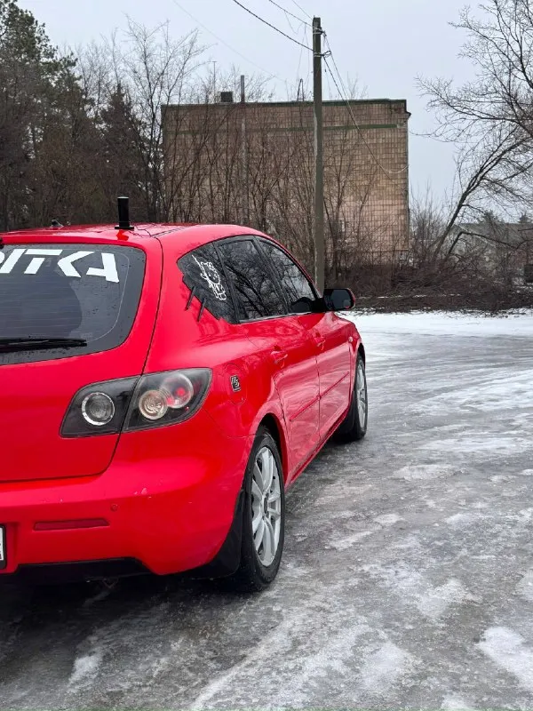 Продаю машинку mazda 3🔥 ✅год выпуска: 2007. ✅двигатель: 1.6 не дымит, не троит, едет бодро. ✅коробка... - фотография