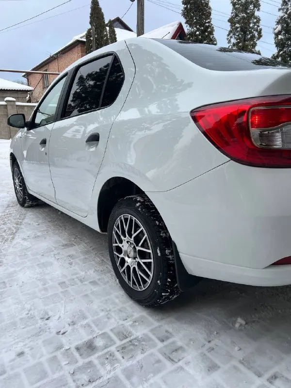 Продам reno logan 2019 г в состоянии нового авто! # 1:6 коробка-автомат пробег -102 км год-2019 продам renault логан с супер состоянии, делать ничего не нужно, масла фильтра заменены!2 ключа, центральный замок, подогревы, электро регулировщик фар, лед фары, обработана и обезшумлена! резина новая зима!❄️ машина в родном окрасе салон и кузов в идеальном состоянии цена 1 🍋 15₽ тел 79494162203 в таком состоянии машину не найти!!! донецк/макеевка 📲 tg: елена мушта 📲 tg: елена мушта 📞 звоните: +7(949)4162203 - фотография - 8