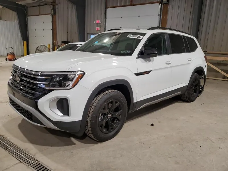 Vw atlas с пробегом меньше 1000 км! 🔥 06/2025 двигатель: 2.0 бензин, 273 л. с. внедорожная комплектация "peak edition" полный привод (4wd) 7 мест пробег: 900 км! 🛤 тут не просто состояние нового авто, это и есть новый, недавно сошедший с конвейера, vw! второго такого нет! цена под ключ (с таможенной очисткой и утиль сбором): 5.600.000 💰 кирилл +7 (949) 400-56-31 📞 🇷🇺 звоните: +79494005631 - фотография - 3