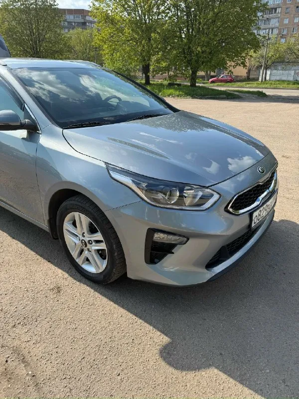 Марка автомобиля: kia ceed sv cd prestige цена: 2м 50 тысяч. Город: донецк район: кировский год выпуска: 2021 пробег: 95600км. Двигатель: 1.6 топливо: бензин кпп: автомат телефон: +79493436078 описание: абсолютно весь в родной краске продажа от хозяина авто состоянии нового по комплектации: - полностью обезшумлена; - полный набор ключей зажигания; - подогрев руля; - лепестки; - двухзоный климат; - камера; - парктроники; - монитор; - ксенон; - датчик света; - подогрев сидений; - безопасности; - весь набор подушек безопасности; - отличная акустика; - очень вместительный багажник; - bluetooth, aux, hands free и тд. В ней есть всё для комфорта по состоянию: - - расход топлива! Трасса 6 литров, город 9
📞 Звоните: +7(949)3436078 - фотография - 6