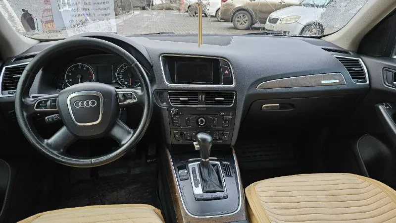 Audi q5 год выпуска: 2010 тип кпп: автоматическая объем двигателя: 2.0 литра тип топлива: бензин пробег: 171 000 км цена: 💥 1 450 000 ₽💥 дополнительная информация: полный привод двух-зонный климат контроль подогревы сидений мультируль led оптика парктроник технически в хорошем состоянии кредитование на выгодных для вас условиях! +7 949 509 3428 +7 949 839 2499 📞 звоните: +7(949)5093428 - фотография - 4