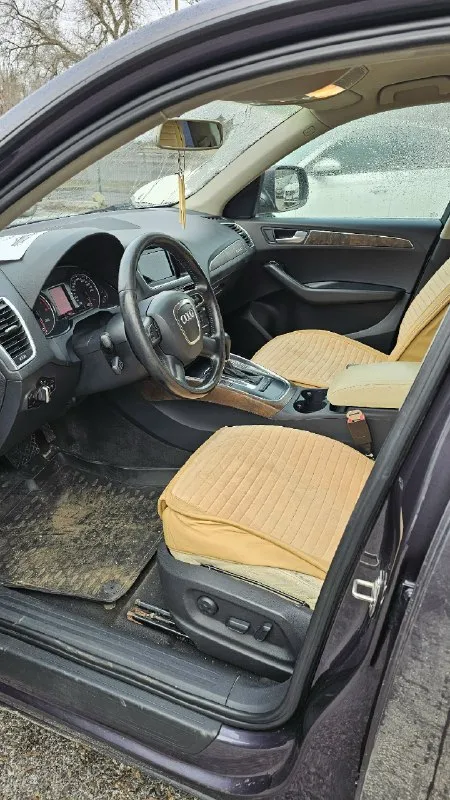 Audi q5 год выпуска: 2010 тип кпп: автоматическая объем двигателя: 2.0 литра тип топлива: бензин пробег: 171 000 км цена: 💥 1 450 000 ₽💥 дополнительная информация: полный привод двух-зонный климат контроль подогревы сидений мультируль led оптика парктроник технически в хорошем состоянии кредитование на выгодных для вас условиях! +7 949 509 3428 +7 949 839 2499 📞 звоните: +7(949)5093428 - фотография - 6
