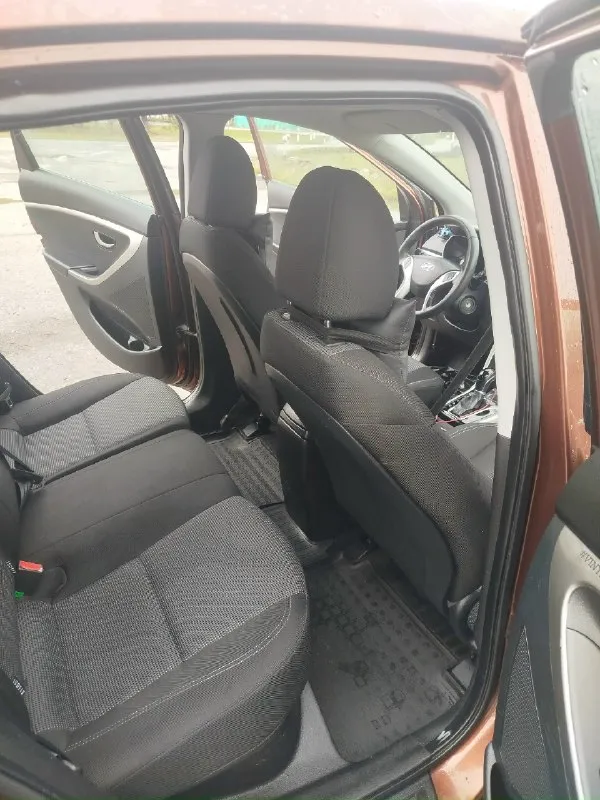 Продам автомобиль hyundai i30 2013 год. я второй хозяин. двигатель 1.6.от машины не избавляюсь, не перекупы. комплектация кондиционер, подушки безопасности, подогрев сидений, авто свет, стеклоподъёмники все четыре. машина без вложений, сел поехал. пробег 158 тысяч. коробка автомат. стоит зимняя резина, учет рф. цена 1🍋 100 тысяч. торг. больше информации в лс. или по номеру телефона +79498138116 или +79399545969 телеграмм +79498138116 📞 звоните: +7(949)8138116 - фотография - 6