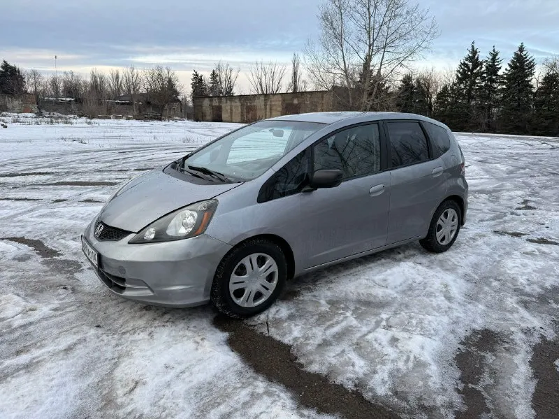 Продаю свой автомобиль в семье 3тий год. г. макеевка цена 585 000 руб пробег 215 тыс км +79493695800... - фотография