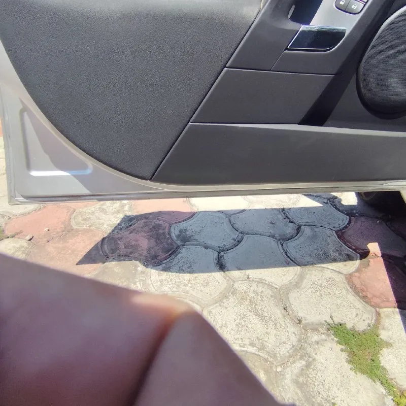 Продам opel signum 2007 год. мотор 1.8 бензин (140 л. с.) кпп механика 273.000 пробег двигатель работает хорошо. менялись прокладки теплообменника, клапанной крышки, главный цилиндр, комплект сцепления, залит новый антифриз, тормозная жидкость, заменено масло в кпп. кпп без проблем. ходовая перебиралась, тяги, сайлентблоки задней подвески. салон в отличном состоянии, очень просторный, сиденья раскладывается в ровный пол. кузов полностью оцинкован, не гнилой, не ржавый, не красился, в дтп авто не участвавало. стекла все заводские. сенсорная мультимедиа опель, aux, usb, навигация, громкая связь. 4 стекло подъемника. двузонный климат контроль. подогрев сидений. туманные фары. два комплекта ключей. летняя резина куплена в этом году, зимняя проехала одну зиму. так же есть запасное колесо на оригинальном диске. авто было пригнано из германии, куплено у знакомого, одного единственного владельца из салона. я собственник. авто в семье, бережно эксплуатировалось. продажа с переоформлением. цена 650000 рублей. торг +79493632308 - фотография - 8