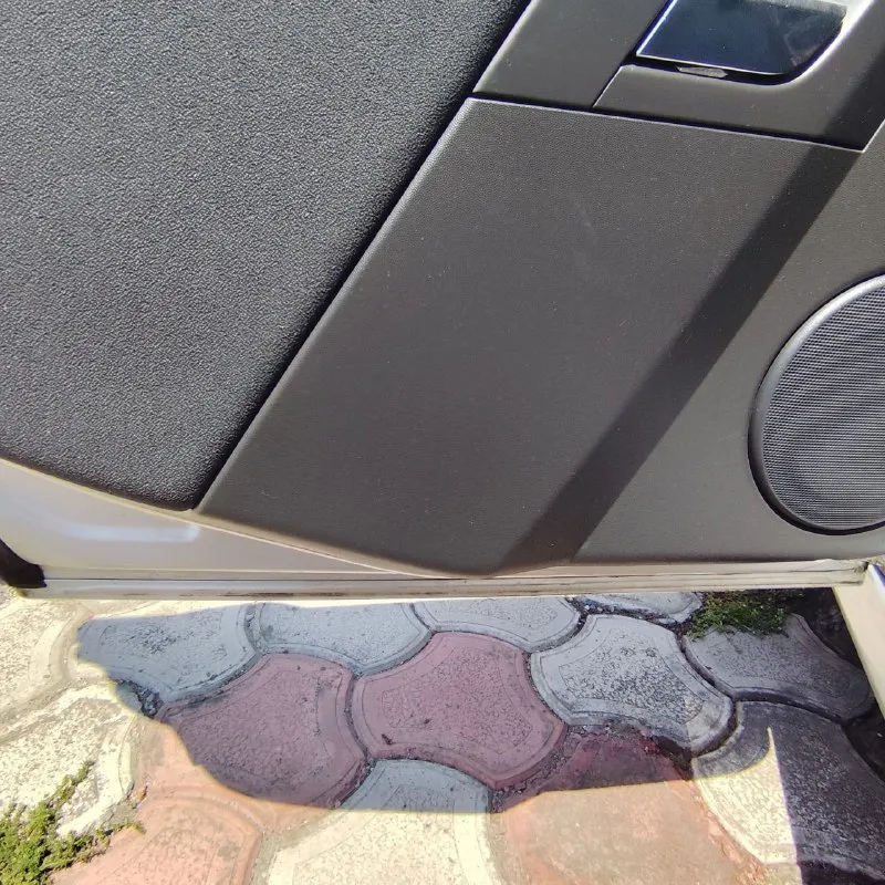 Продам opel signum 2007 год. мотор 1.8 бензин (140 л. с.) кпп механика 273.000 пробег двигатель работает хорошо. менялись прокладки теплообменника, клапанной крышки, главный цилиндр, комплект сцепления, залит новый антифриз, тормозная жидкость, заменено масло в кпп. кпп без проблем. ходовая перебиралась, тяги, сайлентблоки задней подвески. салон в отличном состоянии, очень просторный, сиденья раскладывается в ровный пол. кузов полностью оцинкован, не гнилой, не ржавый, не красился, в дтп авто не участвавало. стекла все заводские. сенсорная мультимедиа опель, aux, usb, навигация, громкая связь. 4 стекло подъемника. двузонный климат контроль. подогрев сидений. туманные фары. два комплекта ключей. летняя резина куплена в этом году, зимняя проехала одну зиму. так же есть запасное колесо на оригинальном диске. авто было пригнано из германии, куплено у знакомого, одного единственного владельца из салона. я собственник. авто в семье, бережно эксплуатировалось. продажа с переоформлением. цена 650000 рублей. торг +79493632308 - фотография - 9