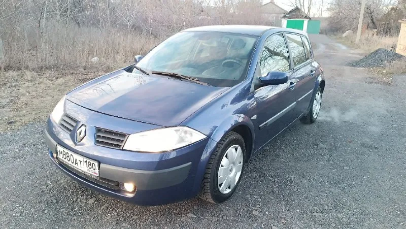 Цена 450т. ₽ продам renault megane 2 2003 год 1.6 16v бензин пробег 208.000км кузов цинкованый в хорошем состоянии вся ровная. обслуженый работает отлично масло не расходует. в авто имеется 4 стеклоподъемника бортовой компьютер автосвет датчик дождя кондиционер рабочий. по ходовой все в порядке. летом перебиралась. едет сбито. два ключа. авто пригоняли с европы в 2021году учёт рф. продажа с переоформлением. цена 450т. ₽ макеевка советский район кто реально заинтересован в покупке звоните. тел. +79493230088 📞 звоните: +7(949)3230088 - фотография - 3