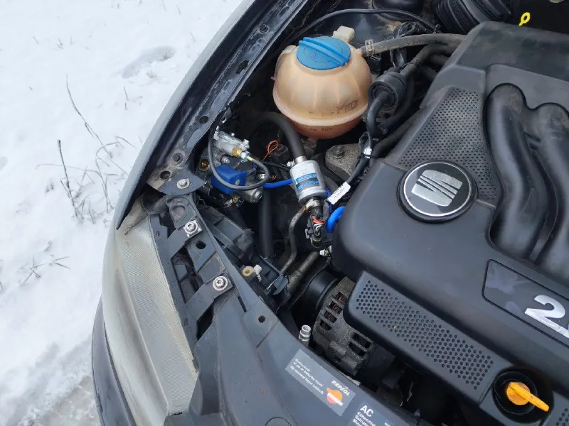 Продам seat cordoba 2008г. в 2.0mpi - не дымит, не троит, гбо евро4 вписан в стс, 5ст мех. кто не знает - это испанский vag, все агрегаты, кроме кузова skoda fabia. я первый хозяин по птс! машина на полном ходу, не гнилая, все жидкости новые, ходовая перебрана, новое сцепление luk и много чего еще. цена как у приоры - 399т. р. торга нет, и так низ рынка. 7949-316-75-92 осмотр г. горловка 📞 🇷🇺 звоните: +79493167592 - фотография - 8