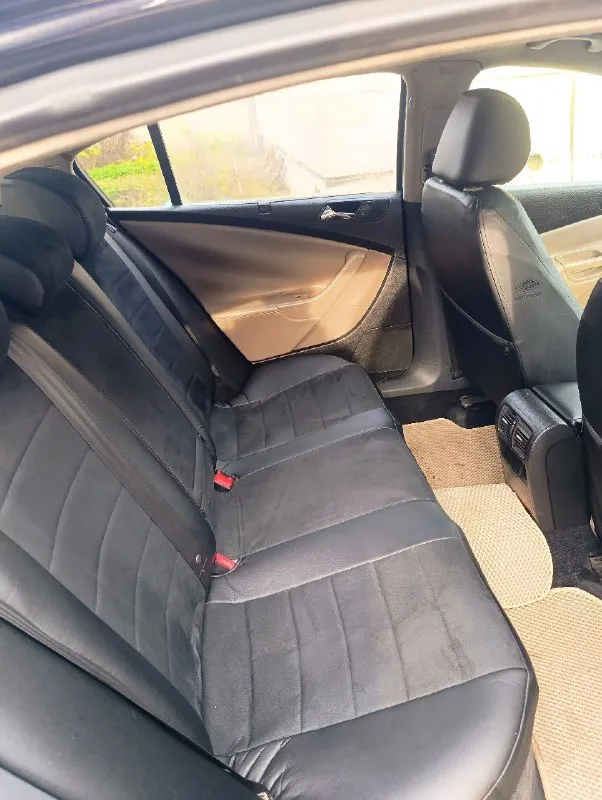 Продам volkswagen passat b6 в хорошем состоянии для своих лет 2008года(американец). 2.0tfsi(bpy)(после капремонта 60тыс. км). коробка 09g (обычный айсин, щелкает на ура). на максимальной комплектации:датчик света-дождя, мульти руль, люк, кожанный салон с электроприводами 2-х сидений и памятью(для себя захотел чехлы), круиз-контроль,2-х зонный климат(компрессор поменял летом, печка жарит),4 эсп, регулировка зеркал с обогревом, обогрев сидений с регулировкой, на задних дверях и стекле шторки, лэд в два этажа. помимо этого много допов. все функционирует как надо. кузов не гнилой, на хорошей зимней резине, ходовая на твердую 4. на добротном автозвуке. по документам кристально чистая. семейная машина. макеевка +79494359041 на все вопросы отвечу или пишите в телеграмм. цены 950000р торг(возможен обмен с вашей доплатой) 📲 tg: @rostislav_islam 📞 звоните: +7(949)4359041 - фотография - 9