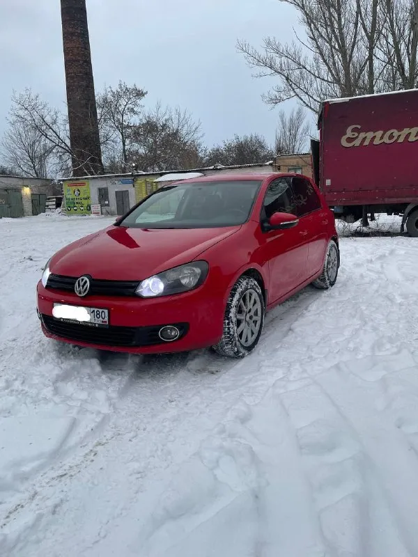 Продам свой volkswagen golf 6! 2012 год отличное состояние, ухоженный внешний вид и исправная технич... - фотография