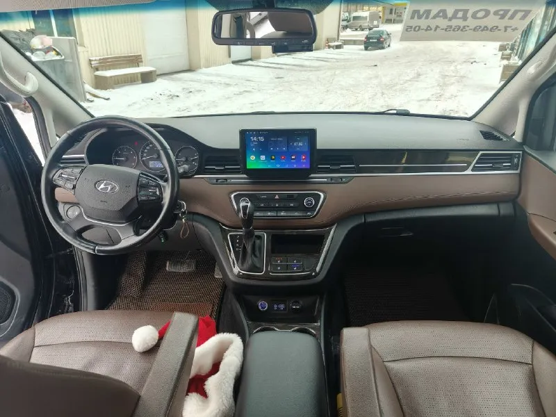 Продам hyundai grand starex 4 500 000 руб. в перевозках не был, семейный автомобиль ❗ в максимальной комплектации, нет только электро-дверей. 8+1 (все сидения взаимозаменяемые ❗) 1 хозяин по рф, привезен на 14000км из кореи, 3 года назад. автотека зеленая, без юр лиц, без дтп, без страховых. вин код предоставлю заводской пассажир ❗ 2 ключа заводских ❗ птс электронный 2020 год 2.5 93 000км. (оригинал) есть все документы❗ автомат(гидротрансформатор, aisin) - не дсг, не вариатор. ❗ весь ровный и целый ❗ круиз-контроль подогрев руля подогрев передних и задних сидений обдув (вентиляция) передних сидений обогрев зеркал климат контроль (полный по всему салону) камера передняя камера задняя заводской регистратор перед и сзади парктроники перед и сзади электростеклоподъемники электропривод зеркал(складываемые) все стекла включая лобовое оригинал ❗ без и без трещин обогрев лобового кожаные сидения(nappa) сиденья раздельные (2+2+2+3) все сидения включая водительское целые 📞 звоните: +7(949)3651405 - фотография - 6