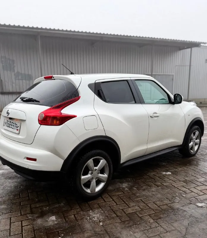 Nissan juke 1.6 возможна продажа в кредит✅ год:2013 пробег:130 т. км красотка в идеальном состоянии, полностью обслужена. двигатель, коробка, ходовая часть на отлично. комплектация: круиз контроль, мульти руль, парктроники, камера заднего вида, сенсорная магнитола с навигацией, 4 стеклоподъемника, кондиционер заправлен, омыватель фар и тд. установлены led лампы. два ключа. дополнительно установлена охранная система с автозапуском. цена 1.070.000р телефон: +7 (949) 404-97-78 если не дозвонились пишите в телеграмм или whatsapp. 📞 🇷🇺 звоните: +79494049778 - фотография - 3