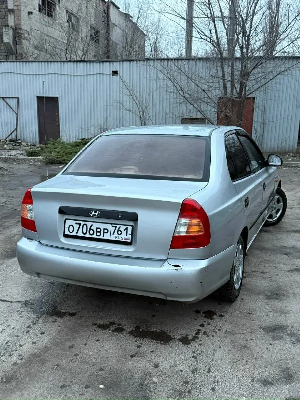 Hyundai accent ( hyundai акцент) 2006г 1.5л/102л. с. вашему вниманию автомобиль только прибыл из ростова, документы кристально чистые, любые переоформления мрэо комплектация гур, кондер, печка, все работает отлично двигатель надёжный корейский 1.5, не дымит, на холостом работает ровно коробка без нареканий, не выбивает, переключается без лишних звуков, сцепление так же без нареканий машина не гнилая, имеются не значительные ньюансы по кузову, все видно на фото цена 280.000 осмотр любое время г. донецк возможен пригон по договоренности +79494352601 тг/сотовый 📞 звоните: +7(949)4352601 - фотография - 2