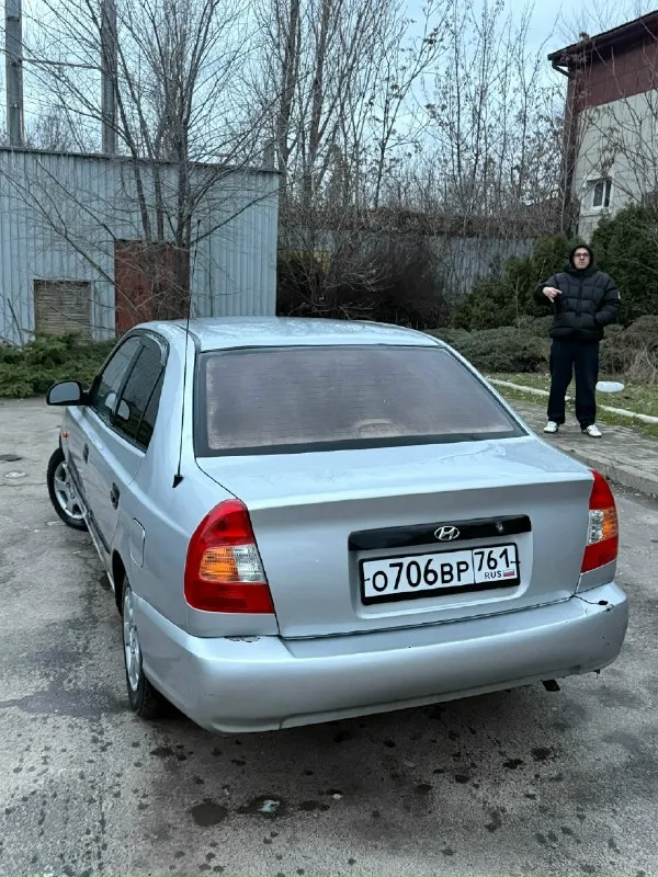 Hyundai accent ( hyundai акцент) 2006г 1.5л/102л. с. вашему вниманию автомобиль только прибыл из ростова, документы кристально чистые, любые переоформления мрэо комплектация гур, кондер, печка, все работает отлично двигатель надёжный корейский 1.5, не дымит, на холостом работает ровно коробка без нареканий, не выбивает, переключается без лишних звуков, сцепление так же без нареканий машина не гнилая, имеются не значительные ньюансы по кузову, все видно на фото цена 280.000 осмотр любое время г. донецк возможен пригон по договоренности +79494352601 тг/сотовый 📞 звоните: +7(949)4352601 - фотография - 3