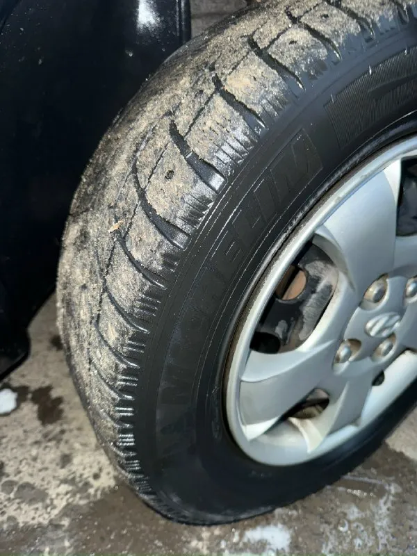 Hyundai accent ( hyundai акцент) 2006г 1.5л/102л. с. вашему вниманию автомобиль только прибыл из ростова, документы кристально чистые, любые переоформления мрэо комплектация гур, кондер, печка, все работает отлично двигатель надёжный корейский 1.5, не дымит, на холостом работает ровно коробка без нареканий, не выбивает, переключается без лишних звуков, сцепление так же без нареканий машина не гнилая, имеются не значительные ньюансы по кузову, все видно на фото цена 280.000 осмотр любое время г. донецк возможен пригон по договоренности +79494352601 тг/сотовый 📞 звоните: +7(949)4352601 - фотография - 6