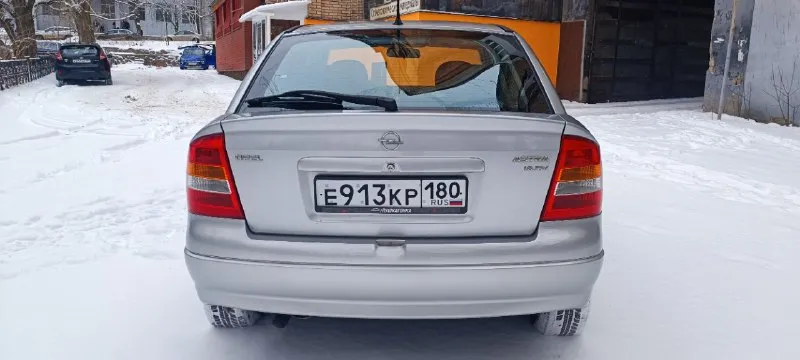 Г. донецк. +79493576549 opel астра ж 1.6 16v 2001г. пробег 278800. не скручен. цена 540 т. р. с торгом. продам реально живую безпроблемную машину. 2эсп, кондиционер, машина пригнана в 2021 с германии. одна хозяйка в донецке. на авто крашено пол единицы по причине притертости, все остальное в родне, без рыжиков и гнили. стекла заводские. без аварий и прочего. обслуженная машина. поменян грм и масло. ходовая без стуков, мотор без дыма, без потеков, сцепление живое. салон, багажник и прочее в идеале. вложений не требует. два комплекта новой резины зима-лето. 📞 звоните: +7(949)3576549 - фотография - 2