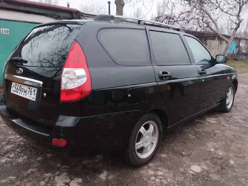 Ваз приора универсал 2171 год выпуска 2009 комплектация люкс. кондиционер исправен, холодит отлично двигатель масло не расходует вообще от слова совсем. гнили нет, в дтп не была птс оригинал, 1 хозяин. переоформление без проблем машина находится в мариуполе цена 420 тысяч рублей тел. +79498018750 📞 звоните: +7(949)8018750 - фотография - 3