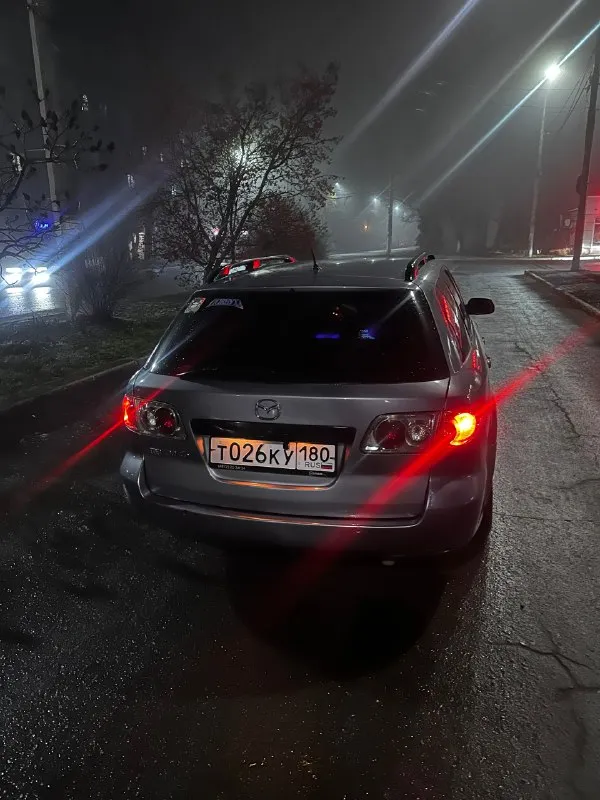 Продам авто, mazda 6 gg, универсал. 2004 года. 2.0 механика комплектация :обогрев сидений, электро зеркала, 4 эсп, гур, abs, климат( кондиционер), регулировка руля по вылету и по высоте, мульти руль, бортовой компьютер, центральный замок, дисковые тормоза в круг, 6 подушек безопасности, докатка. стоит не плохая музыка, перед прайды, зад сильвестры, сабвуфер мачета 15. усилитель на фронт момо 4.100 и моноблок момо на 2300.1 цена 415000₽, торг. дополнительное фото и видео могу скинуть по просьбе. осмотр макеевка(жби) телефон +79528240010( он же и телеграмм) 📞 звоните: +7(952)8240010 - фотография - 4