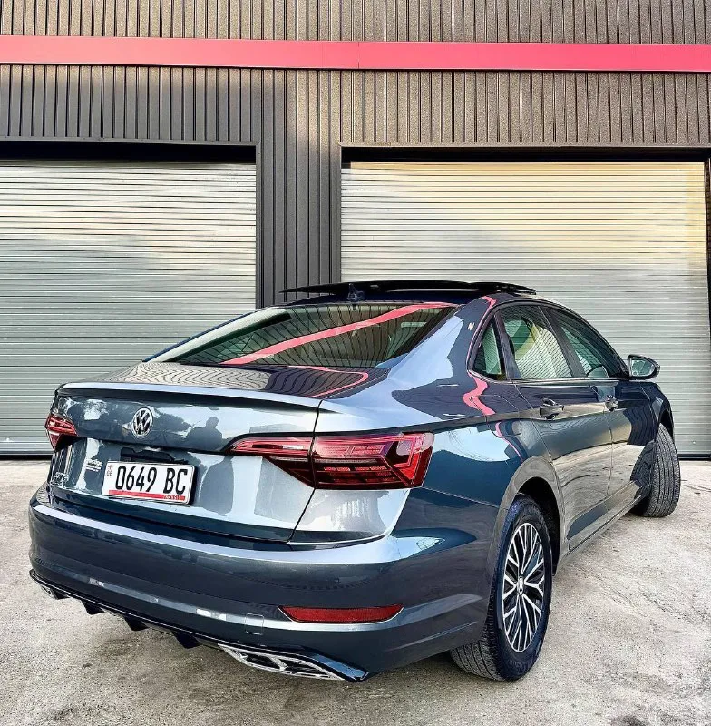 В продаже, прямо сейчас - шикарнейшая jetta 1.4 2021 vin- 3vwc57bu5mm102935 целая безопасность! заме... - фотография