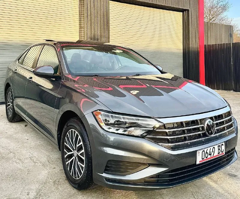 В продаже, прямо сейчас - шикарнейшая jetta 1.4 2021 vin- 3vwc57bu5mm102935 целая безопасность! заменили детали на оригинал в цвет ! без тайвани ! комплектация с люком, подогревом передних и задних сидений, подогрев руля. бесключевой доступ и все ассистенты. аналога нет на рынке. 32000 миль - родной пробег ! стоимость 2.2 млн рублей ✅ контакт: @prigondpr - фотография - 7