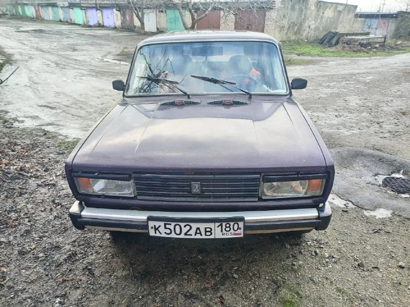 Продам машину 2104 в хорошем состоянии 1997 года газ бензин документы все есть резина зима лета 200т не большей торг +79493233931либо писать в л с 📞 🇷🇺 звоните: +79493233931 - фотография - 3