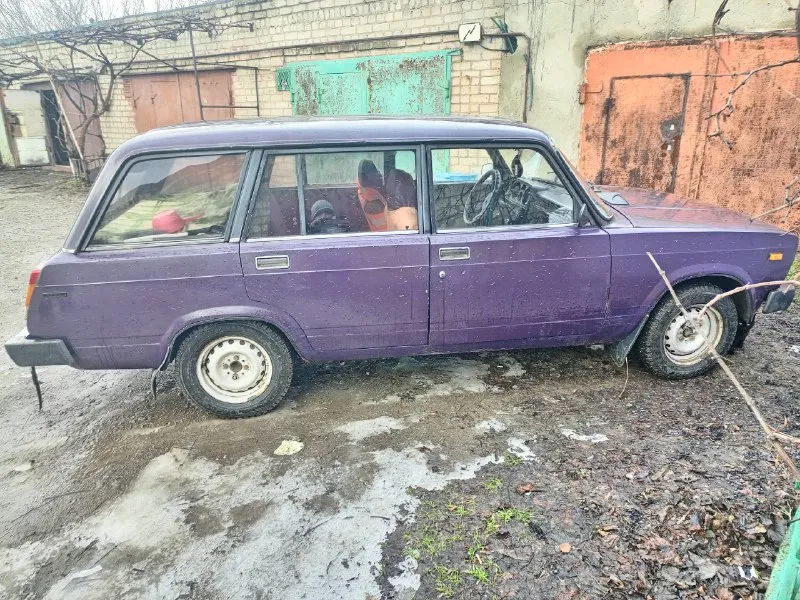 Продам машину 2104 в хорошем состоянии 1997 года газ бензин документы все есть резина зима лета 200т не большей торг +79493233931либо писать в л с 📞 🇷🇺 звоните: +79493233931 - фотография - 4