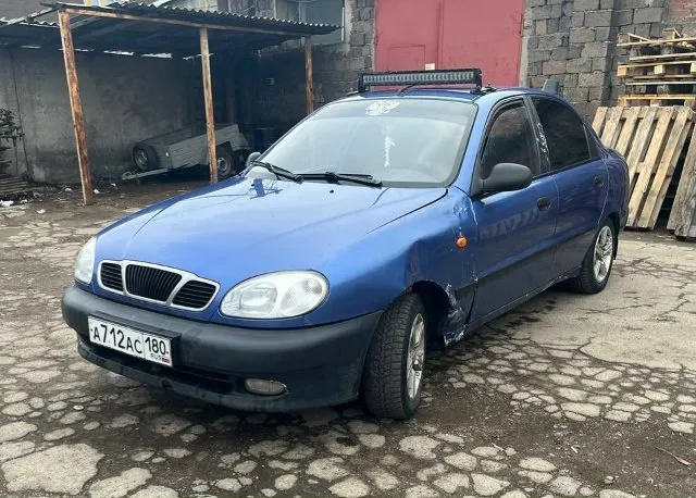 Надежный друг для ваших дорог: daewoo lanos 1.5, 2008 года выпуска. ищете проверенный автомобиль по доступной цене? срочно продам ланос daewoo с двигателем 1.5 литра. этот автомобиль зарекомендовал себя как неприхотливый и экономичный вариант, идеально подходящий для ежедневных поездок по городу и за его пределами. год выпуска: 2008 двигатель: 1.5 л состояние: хорошее. документы: полный комплект, готов к переоформлению. автомобиль в своем классе предлагает комфорт и практичность. отличный выбор для начинающих водителей или тех, кто ценит простоту и надежность. цена: 200 000 рублей. не упустите свой шанс стать владельцем этого добротного автомобиля! для более подробной информации звоните: +79495172154 или в личные сообщения 📞 звоните: +7(949)5172154 - фотография - 3