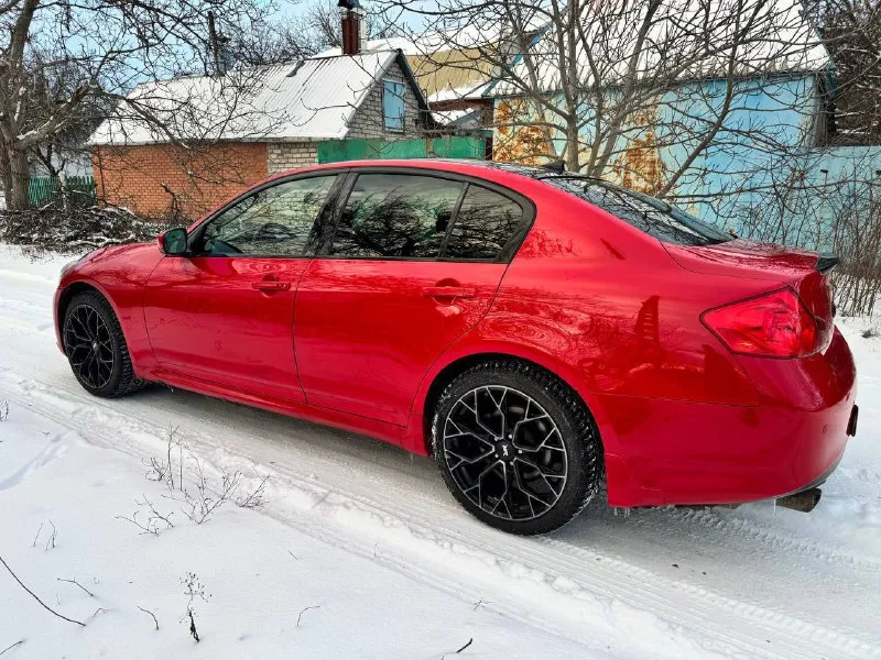 Infiniti j37xs awd год : 2011 мотор : 3.7 (333л. с) привод : полный коробка : автомат цвет : красный комплектация :максимальная я собственник, птс оригинал мотор работает отлично, без лишних звуков, масло не жрет, стоит катализатор едет как и должна ехать коробка на отлично, замена масла в коробке каждые 40 тысяч подвеска работает отлично ничего не стучит, не бьет, не скрипит кузов в отличном состояние, ржавчины, жучков, корозии никакой нет салон в отличном состояние, бесключевой доступ, подогрев сидений, камера заднего вида адаптивный круиз контроль, климат контроль, люк, память сидений и т. д работает абсолютно всё я собственник, любые проверки за ваш счёт. 1.350🍋 торг у авто г. донецк +79896272377 - фотография - 3