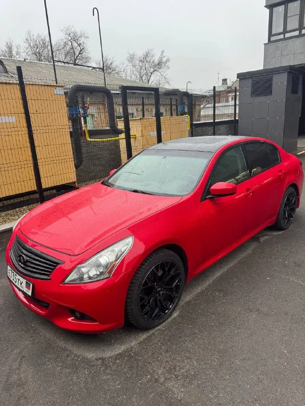 Infiniti j37xs awd год : 2011 мотор : 3.7 (333л. с) привод : полный коробка : автомат цвет : красный комплектация :максимальная я собственник, птс оригинал мотор работает отлично, без лишних звуков, масло не жрет, стоит катализатор едет как и должна ехать коробка на отлично, замена масла в коробке каждые 40 тысяч подвеска работает отлично ничего не стучит, не бьет, не скрипит кузов в отличном состояние, ржавчины, жучков, корозии никакой нет салон в отличном состояние, бесключевой доступ, подогрев сидений, камера заднего вида адаптивный круиз контроль, климат контроль, люк, память сидений и т. д работает абсолютно всё я собственник, любые проверки за ваш счёт. 1.350🍋 торг у авто г. донецк +79896272377 - фотография - 9