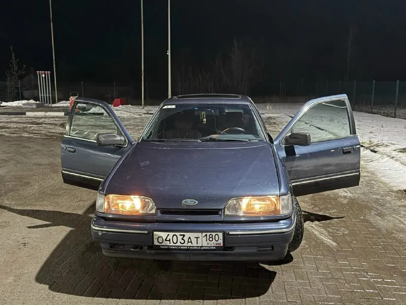Продаю ford scorpio 2.0 1986 г. в хорошем техническом состоянии. автомобиль просторный, мягкий и комфортный — отлично подойдёт как для повседневной езды, так и для дальних поездок. преимущества: надёжный двигатель, работает ровно коробка передач без рывков подвеска комфортная, дорогу держит уверенно просторный салон, удобно для водителя и пассажиров большой багажник кузов без серьёзных повреждений есть моменты от возраста машины состояние: машина обслуживалась своевременно документы в порядке сел и поехал отличный вариант для тех, кто ищет недорогой, комфортный и проверенный временем автомобиль. цена: 210к + торг осмотр: по договорённости в салоне хорошая музыка за всеми подробностями в лс. или по номеру +79497408125 +79490367454 📞 звоните: +7(949)7408125 - фотография - 5