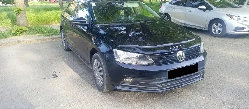 Продам volkswagen jetta в хорошем состоянии, полная комплектация, все вопросы по телефону. год выпуска:2015г. в. цвет:черный объем двигателя:1.6л топливо:бензин кпп:механика 5-ти ступка документы:хозяин город:мариуполь цена:790т. р, :+79496135573 +79498101517 📞 звоните: +7(949)6135573 - фотография - 2