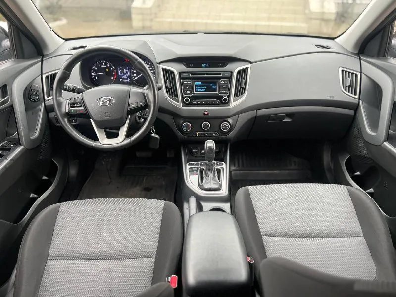 Продам hyundai creta год:2017 :1.6 коробка:автомат пробег:156.000км цена:1.685.000₽ номер: +79495011956 или +79494952372 на обоих номерах есть телеграмм авто в идеальном состоянии без вложений сел и поехал, кузов автомобиля выглядит идеально как на фото, не ржавчин не вмятины не царапин, кузов как у нового авто, техническая часть автомобиля на 5+ обслуженная за машиной был должный уход! хорошая комплектация:мульти руль, электра зеркала, подогревы сидений, датчики дождя и света, хорошая мульти медия с bt, aux, usb, подогрев руля, помощь при подъеме и спуске и много другое, больше информации по телефону! 📲 tg: @jora_raketa 📞 звоните: +7(949)5011956 - фотография - 8