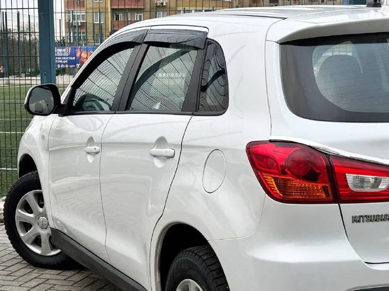 Продам mitsubishi asx год выпуска:2012 объём двигателя:1.6.л. с-117 кпп механическая родной пробег:127.000 км один собственник авто в родном окрасе! состояние кузова отличное! технически авто без вложений автомобиль обслуживался всегда по регламенту, недавно сделали полное т. о, автомобиль готов к зимней эксплуатации. комплектация: бортовой компьютер, подогрев сидений,4 стеклоподъемника, кондиционер, электро зеркала, противотуманные фары, подогрев стекл, abs esp, aux bluetooth, полный комплект ключей и много чего прочего для комфортного вождения по документам любой вид оформления цена:1.020.000 +7949-487-35-71 г. донецк - фотография - 6