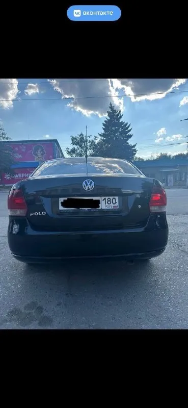 Продам фольксваген поло 2011 года выпуска коробка автомат комплектация полная без вложений цена 700 тысяч торг +79494548896 - фотография - 5