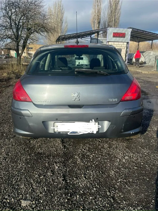 Продам peugeot 308 2009год пробег 168000 документы в порядке, полное переоформление. зимняя резина. летняя в комплекте цена 430. не большой торг у авто +79493438004 📞 звоните: +7(949)3438004 - фотография - 2