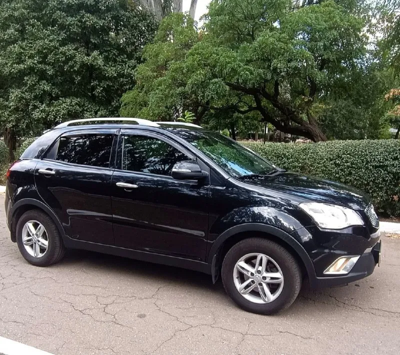 Продам машину в хорошем состоянии. ssangyong korando 2012 года выпуска. без дтп, в родном окрасе. 136 тыс родного пробега. один владелец. двигатель 2 л турбо дизель, полный привод 2 косплекта резины и дисков все новое в очень хорошем состоянии. за машину не стыдно цена 1 🍋350 тыс. рублей обращаться по есть телеграмм +7 949 363 91 58 +7 949 363 91 57 📞 звоните: +7(949)3639158 - фотография - 2