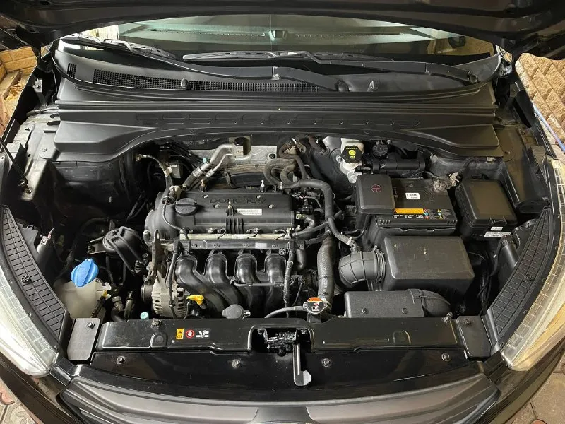 +79495236393 в продаже в городе донецке hyundai creta 1.6 бензин 123 л. с. коробка автомат айсин 6 ступенчатый 2017 год вся в родной краске каждая единица кузова в родной заводской краске! один хозяин! машинка вся в оригинале была бережная эксплуатация! пробег 132 тыс км родной оригинальный проверенный пробег! кузов в идеальном состоянии! весь в отражений ! днище идеальное гаражное хранение ! салон в идеальном состоянии в машине не курили ! машина очень ухоженная ! два ключа сервисные книги! резина зимняя хорошая, камера заднего вида, кондиционер рабочий, подогревы сидений, подогревы всех зеркал, датчик давления в шинах полный бортовой компьютер, мульти руль, полная мульти медиа, гарнитура свободные руки, состояние по всем параметрам отличное без единого вложения! двигатель коробка и ходовая часть все в идеальном состоянии! машинка в отличном состоянии тот кто приобретёт будет очень доволен, постоянный учёт полное переоформление в мрэо два комплекта резины цена 1 680 000 руб торг +79495236393 - фотография - 7