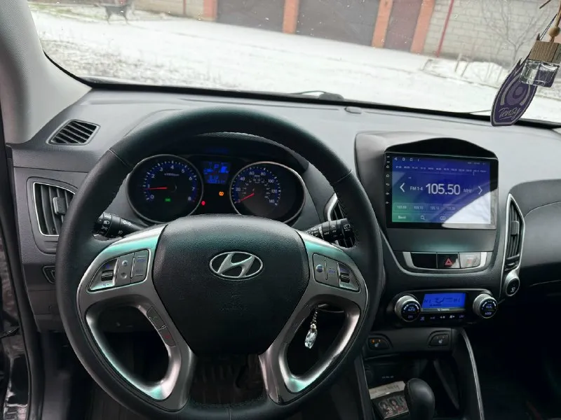 Hyundai ix35 2010 100000 миль 2,4 обьем 1500000т руб торг +7 (949) 345-57-58 📞 звоните: +7(949)3455758 - фотография - 2