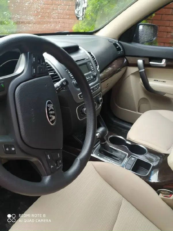 Продам своё семейное авто kia sorento конец 2013г. В в достойном состоянии! Пробег 155 км. Машина была пригнана в 2018г с америки! Не одна деталь не крашена!!! На хорошей комплектации! Мотор 2.4(gdi полный привод)-масло не кушает!!! Всегда вовремя обслуживалась до каждой мелочи! Также и продаётся с заменой всех расходников!!! Документы в полном порядке! В птс один собственник за авто не стыдно! Цена 1🍋750 тыс. Р (торг небольшой) осмотр макеевка готов на любые ваши проверки! Вопросы по +79494485267📞
📞 Звоните: +7(949)4485267 - фотография - 6